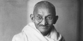 Que tal seguir o conselho de Gandhi para triunfar em uma discussão?
