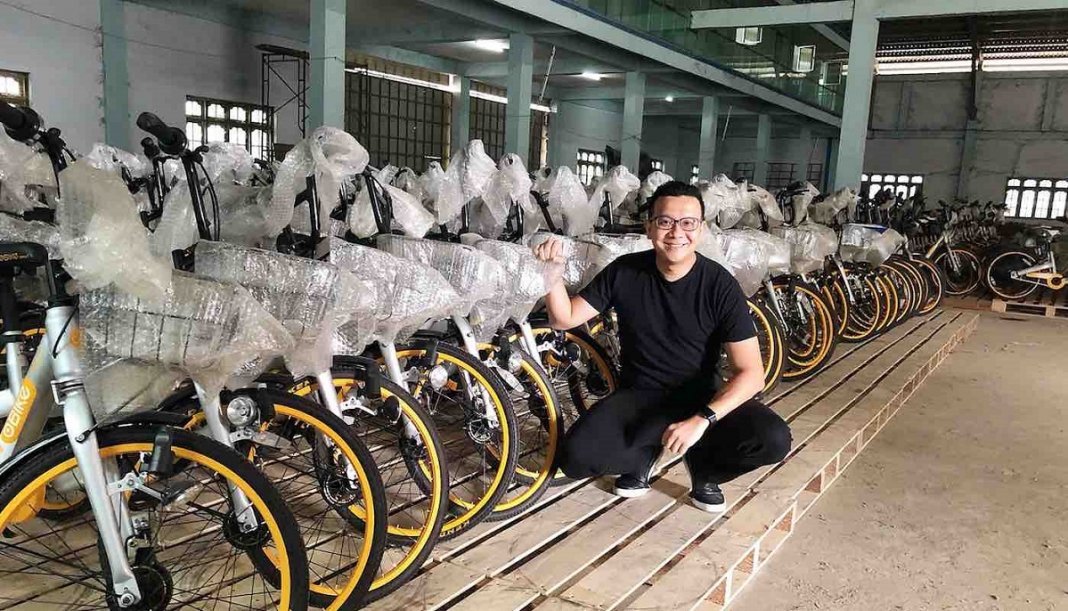 Empresário compra 10 mil bikes que iam pro lixo e doa a alunos pobres