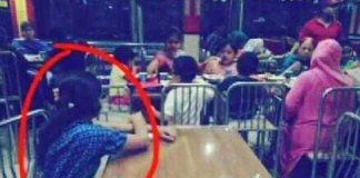 Babá ficou totalmente isolada em restaurante enquanto a família comia em outra mesa