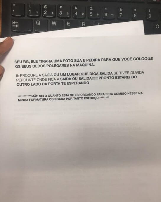 sensivel-mente.com - Carta de filha ensinando mãe a viajar de avião viraliza na internet