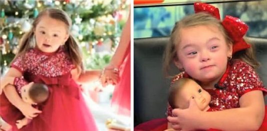 Menininha de 4 anos com síndrome de Down torna-se modelo de campanha de Natal