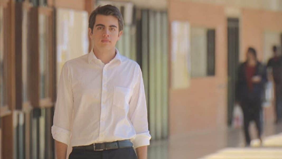 Brasileiro de 19 anos é o mais jovem do mundo a entrar no mestrado de Harvard.
