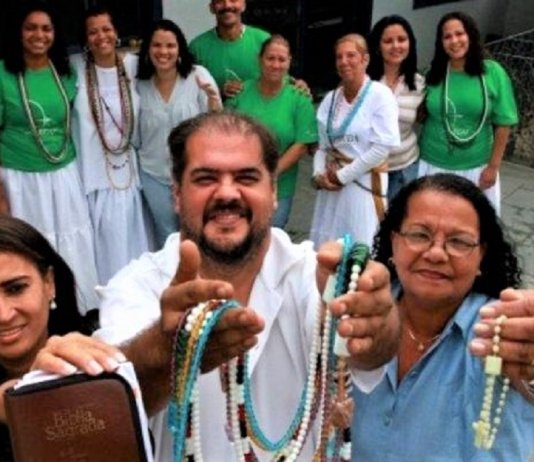 Evangélicos, católicos e espíritas se unem para ajudar famílias necessitadas