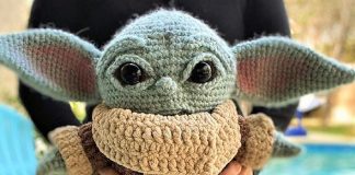 Veja esta arte em crochê “bebê Amigurumi” que você mesmo pode fazer