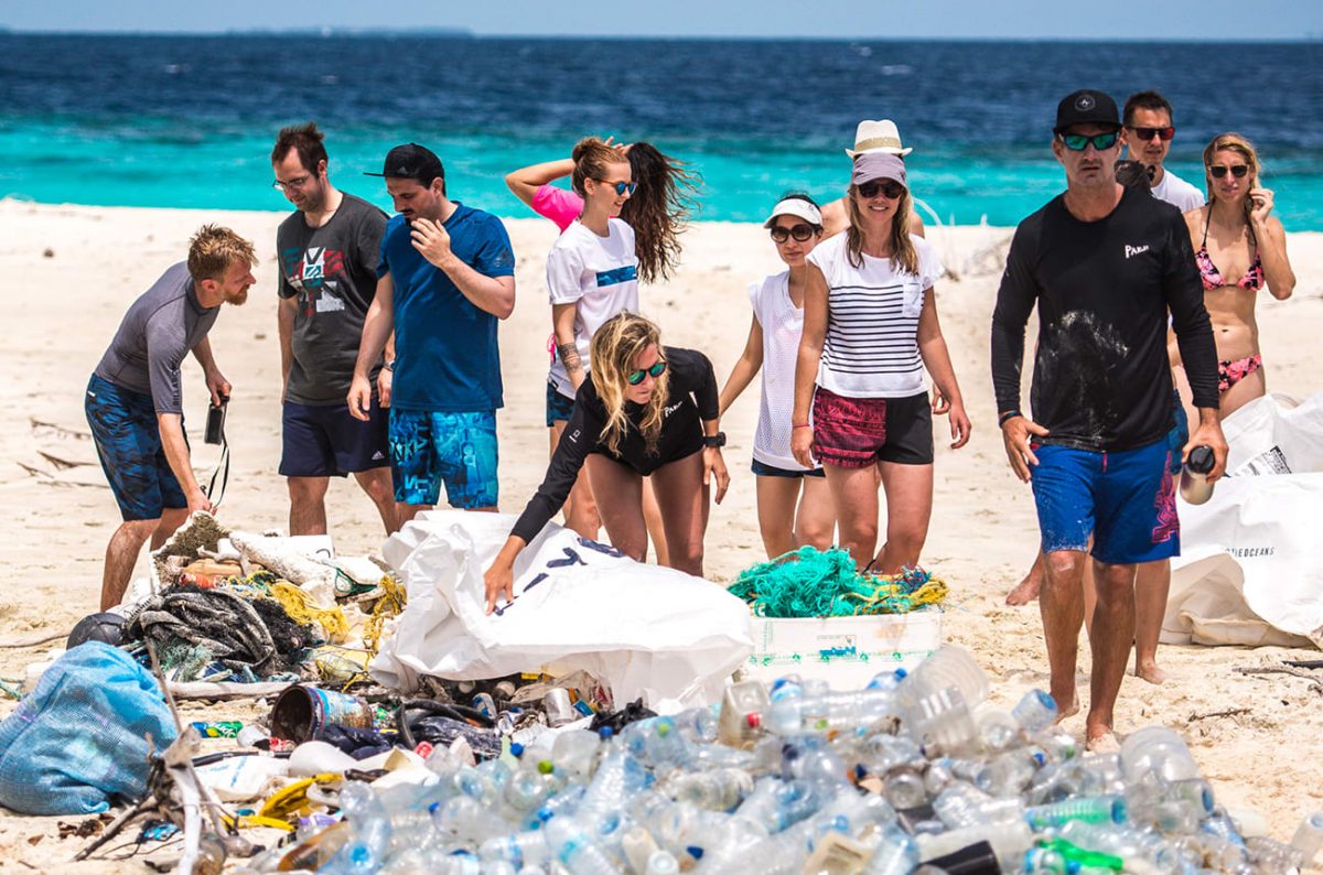 sensivel-mente.com - Adidas produzirá 11 milhões de tênis com diversos plásticos retirados dos oceanos