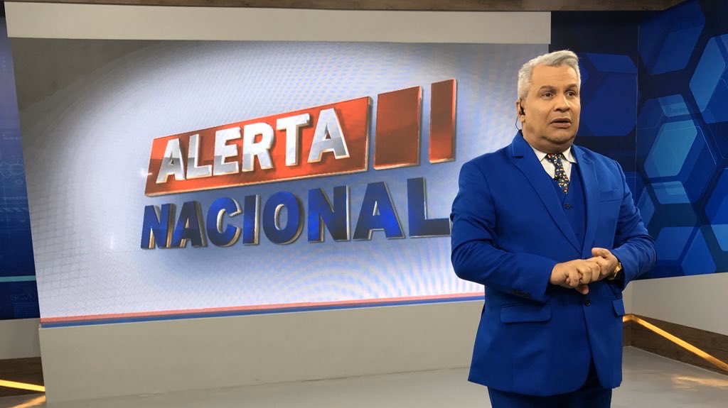 sensivel-mente.com - Alerta Nacional, o novo programa de Sikera Júnior, fez muito sucesso e a sua popularidade incomoda a concorrência