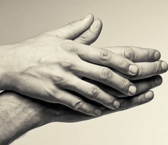 Conhecer alguém é maravilhoso, mas se conectar é mágico