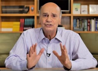 Dr. Drauzio Varella nos alerta sobre vídeo antigo reforçando que: o isolamento é necessário no momento Dr. Drauzio Varella nos alerta sobre vídeo antigo reforçando que: o isolamento é necessário no momento