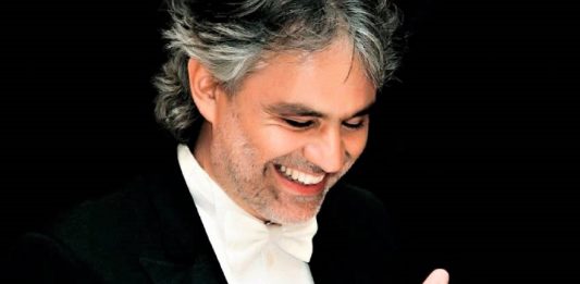 Neste domingo de Páscoa: LIVE de Andrea Bocelli será transmitida da catedral de Milão