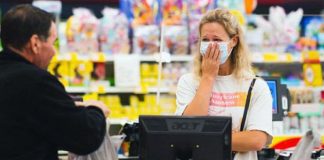 Rede de Supermercados surpreende os profissionais da saúde: Pagando a conta deles no caixa