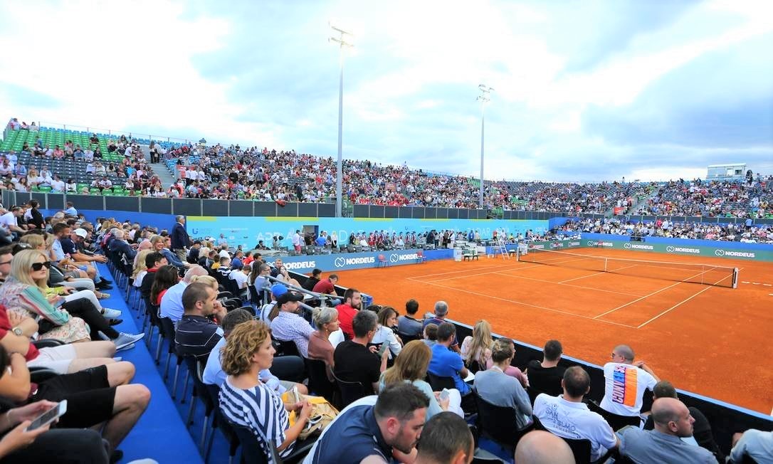 sensivel-mente.com - Tenista número 1 Djokovic contrai covid-19 após promover torneios de tênis com participação do público