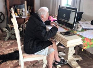 Universitário com 92 anos se adaptou à internet  para assistir aula online durante a pandemia