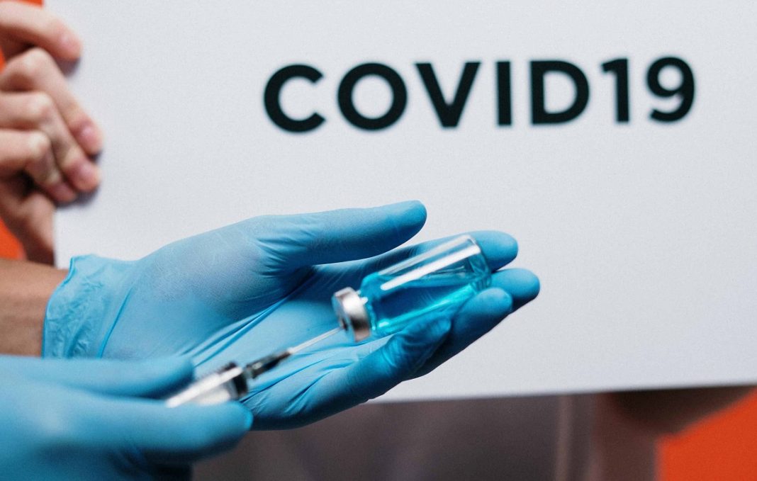 Testes em vacina chinesa contra a covid-19 demonstram 100% de eficácia