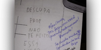 Bilhete de aluna na folha da lição comove professora e a internet