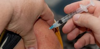 Vacina contra covid-19 estará no SUS de SÃO PAULO em dezembro afirma João Doria
