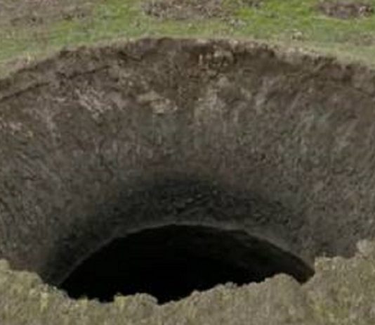 Crateras gigantes aparecem na Rússia e intrigam os cientistas: “Não estou pronto para divulgar”