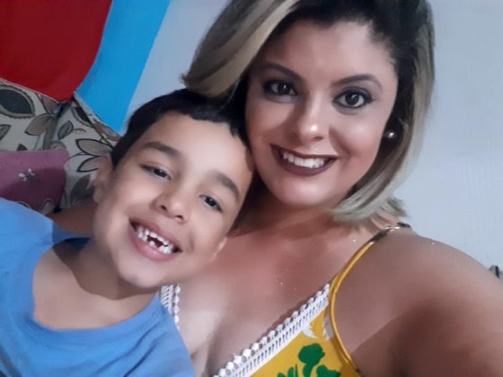 sensivel-mente.com - Madrasta adota enteado com autismo que foi rejeitado por sua mãe biológica