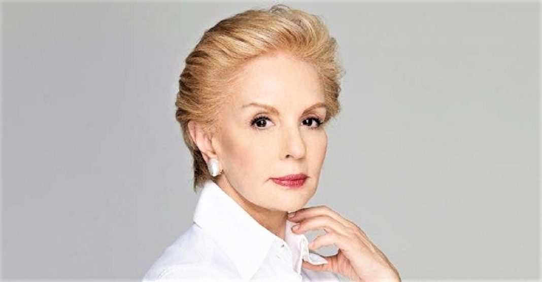 A estilista Carolina Herrera é contra cabelos longos em mulheres com mais de 40 anos?