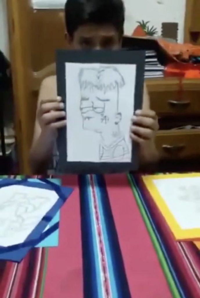 sensivel-mente.com - Um menino de 12 anos colocou seus desenhos à venda para pagar a cirurgia de sua mãe. Eles compraram até na Europa