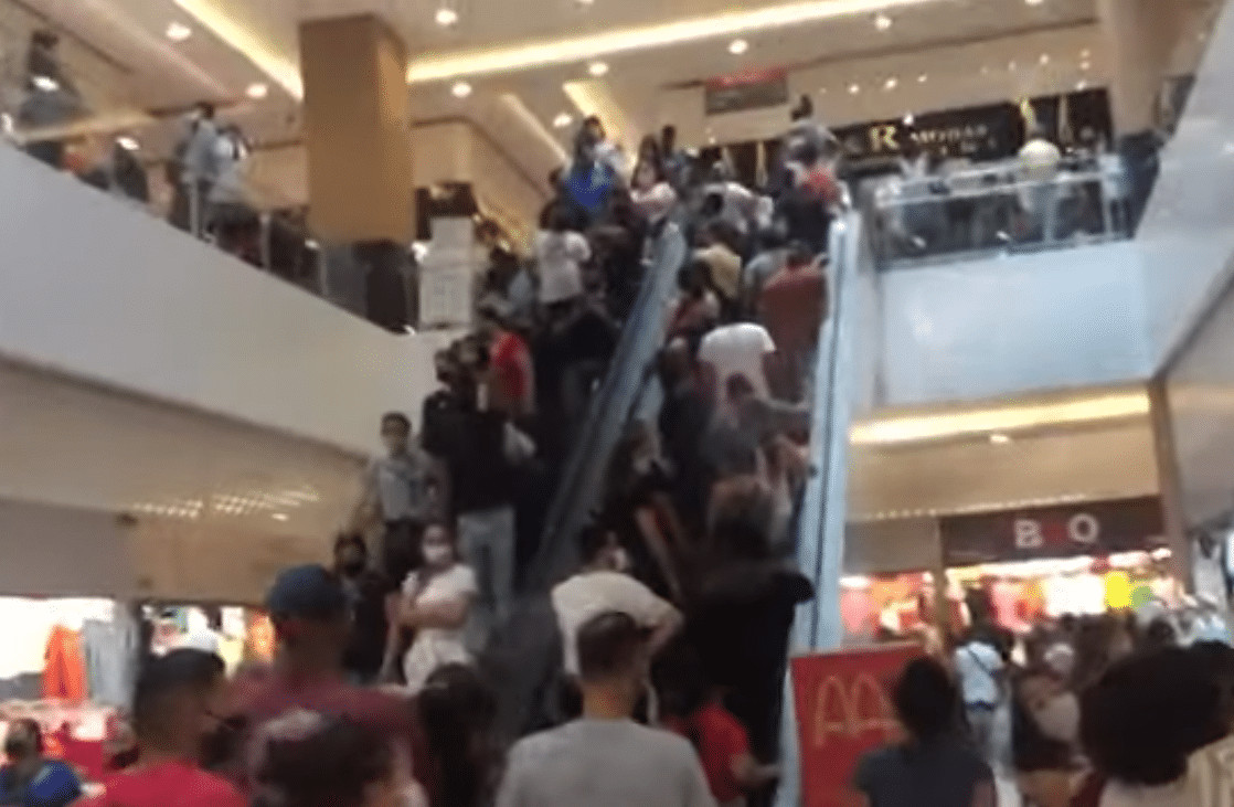 sensivel-mente.com - Faltando poucos dias para o Natal, S&atilde;o Paulo tem s&aacute;bado de aglomera&ccedil;&otilde;es exageradas e perigosas no com&eacute;rcio (v&iacute;deo)
