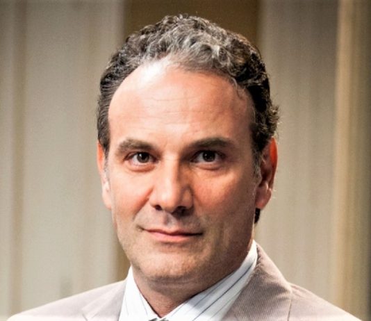 O ator Marco Ricca VENCE a Covid-19 e tem alta hospitalar