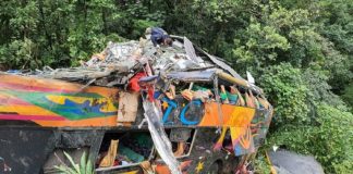 Acidente com ônibus em Guaratuba (PR) deixa vários mortos e feridos