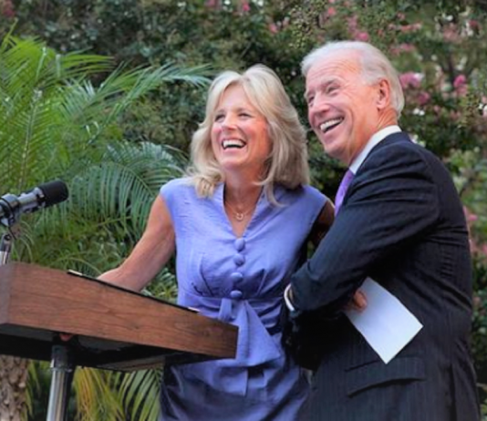 “Eu quero que o povo valorize os professores” diz Jill Biden que é doutora e primeira-dama americana
