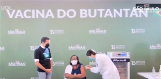 Com aprovação da ANVISA, São Paulo aplicou a 1ª dose da CoronaVac antes de iniciar o plano nacional de vacinação