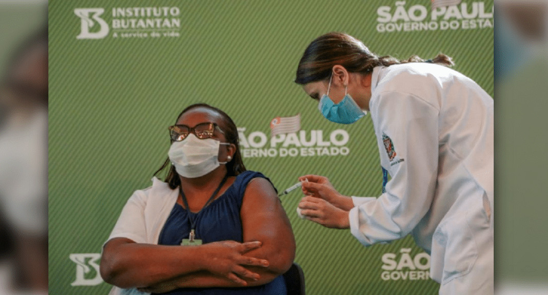 São Paulo é o primeiro estado do Brasil a iniciar a campanha de vacinação contra a Covid-19 com a vacina CoronaVac