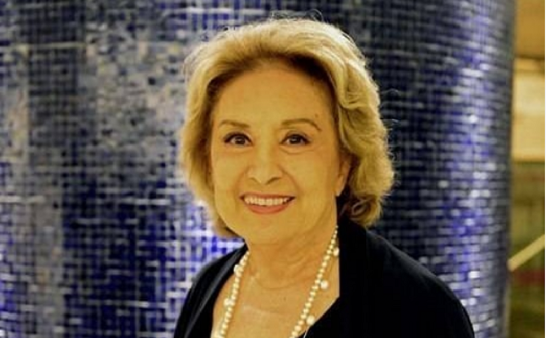 Eva Wilma tem alta da UTI mas continua internada