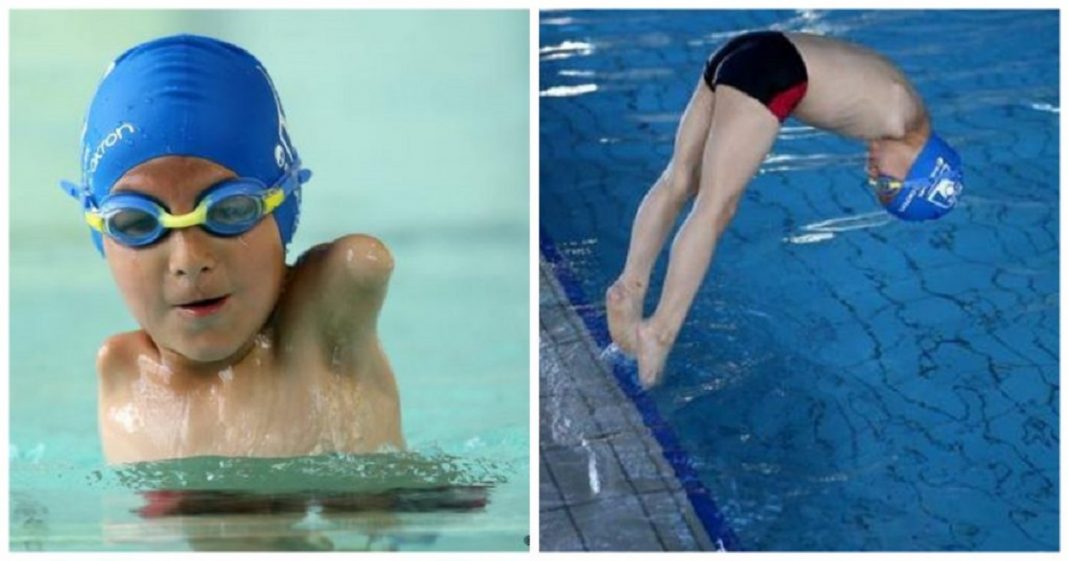 Menino sem braços, nadador de 10 anos, ganha título de atleta do ano