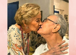 Tarcísio Meira e Glória Menezes “trocam beijo romântico” em casamento de 59 anos