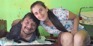 Ele não tem braços nem pernas, e foi assim que criou as filhas sem mãe: “Melhor pai do mundo”