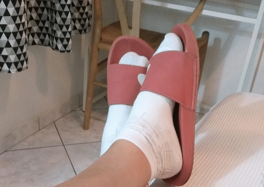 sensivel-mente.com - VOC&Ecirc; USA CHINELO COM MEIA? -Fabr&iacute;cio Carpinejar