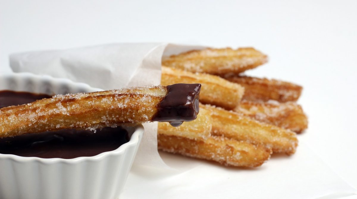 sensivel-mente.com - Ele começou seu negócio de churros há 4 anos devido a poucas ofertas de emprego. Hoje é um sucesso