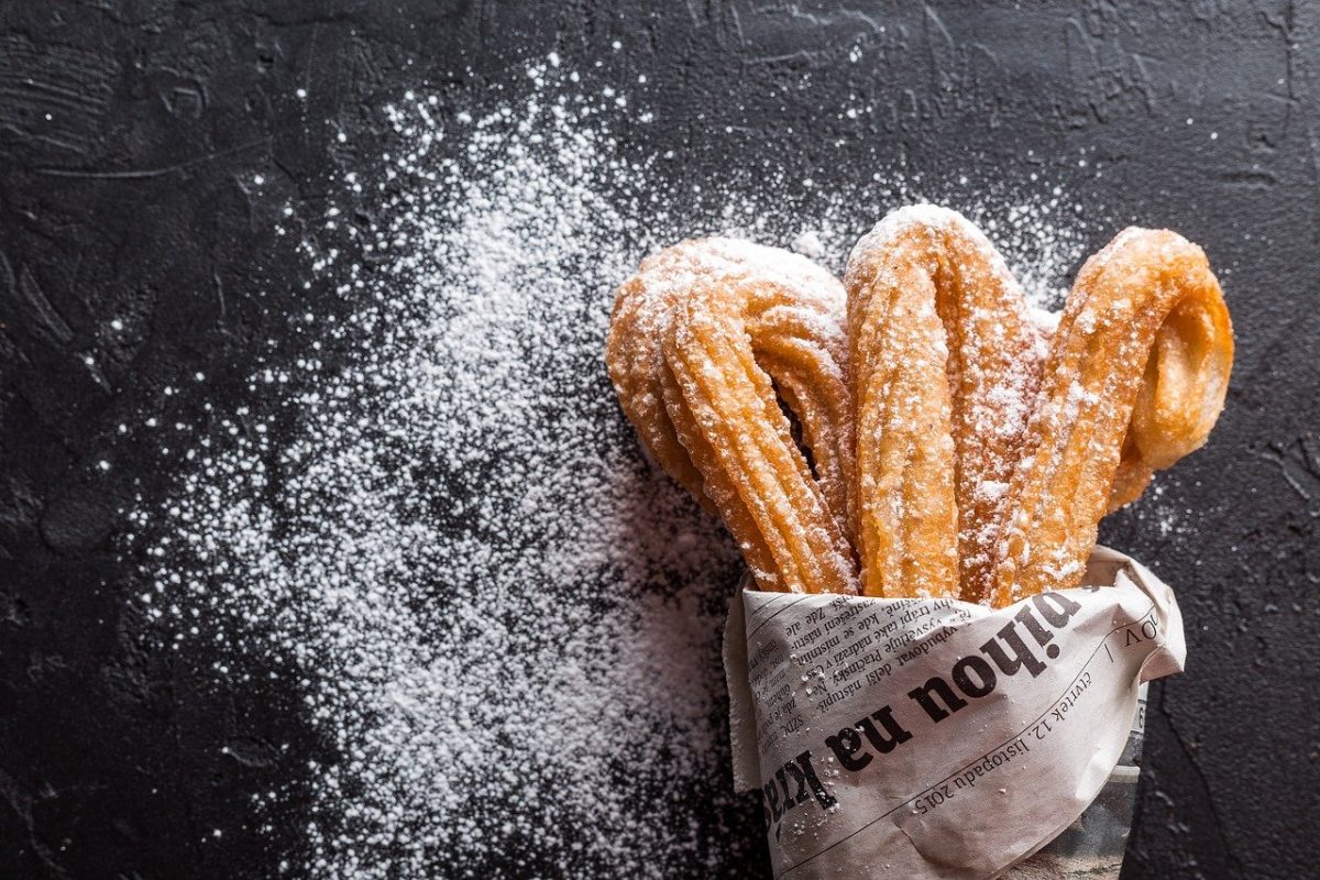 sensivel-mente.com - Ele começou seu negócio de churros há 4 anos devido a poucas ofertas de emprego. Hoje é um sucesso