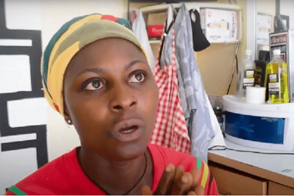 sensivel-mente.com - M&atilde;e solteira com 3 filhos trabalha como barbeira em seu pr&oacute;prio neg&oacute;cio. Luta diariamente contra o machismo