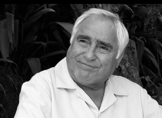 Morre o ator Luis Gustavo aos 87 anos, na cidade de Itatiba (SP).