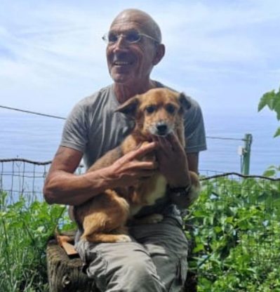 sensivel-mente.com - Cachorro salvou a vida de seu dono 1 mês após ser adotado. Ele evitou que um deslizamento de terra o esmagasse
