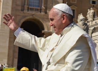 Papa Francisco deixa claro que “não se deve cobrar para celebrar missas! ”