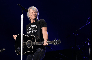 sensivel-mente.com - Descubra as razões de Jon Bon Jovi ser tão admirado pelo público mundial
