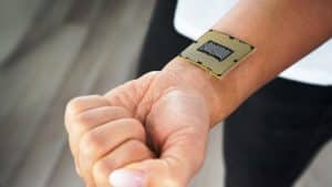 sensivel-mente.com - Fim dos celulares? dono da microsoft revela o que vai substituir &mdash; e surpreende!