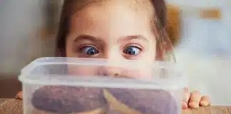 Pesquisa faz alerta sobre alimento comum que pode aumentar risco de asma em crianças
