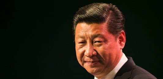 China bane ostentação nas redes e influenciadores milionários desaparecem da noite para o dia