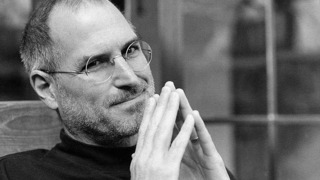 Citação do dia de Steve Jobs: “Seu tempo é limitado, então não o desperdice vivendo a vida de outra pessoa”